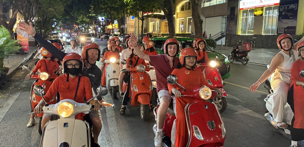Hanoi Motorcycle Tours